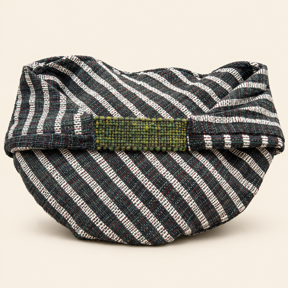 Oliva Noir Boho Bag