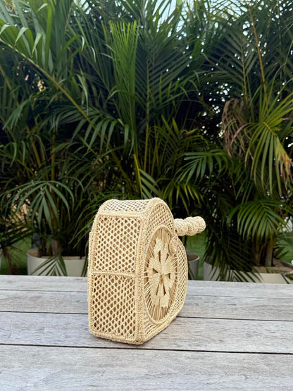 Amor Vegan Bag Handwoven by Colombians - Authentic Palm Fiber Heart-Shaped Bag 8.5x9x4 Inch Natural Dyeing Artisan Craftsmanship