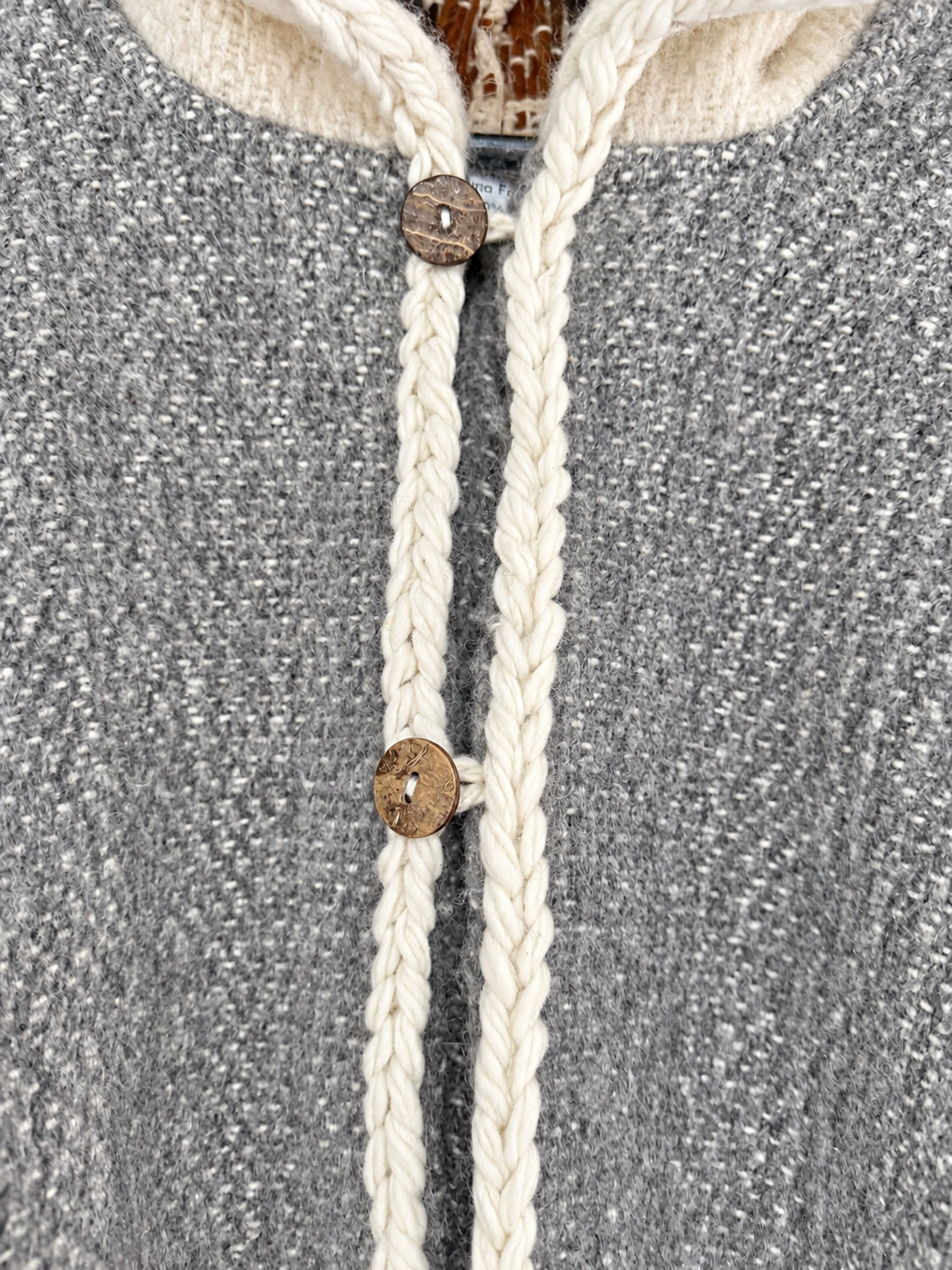 Mariela Poncho — Gray & Cream