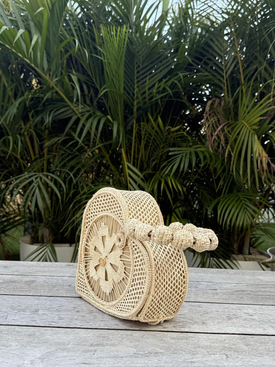 Amor Vegan Bag Handwoven by Colombians - Authentic Palm Fiber Heart-Shaped Bag 8.5x9x4 Inch Natural Dyeing Artisan Craftsmanship