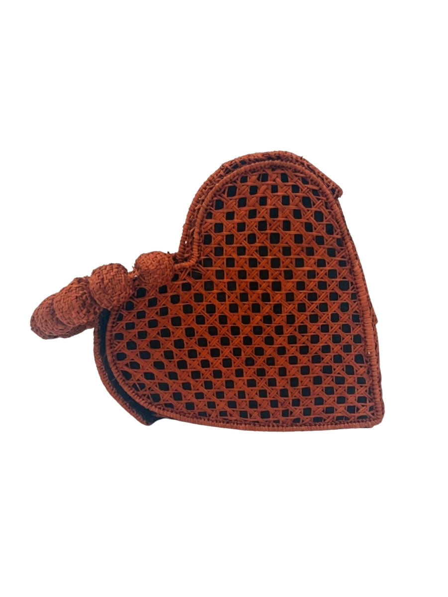 Natural fiber rattan bag with handcrafted finish