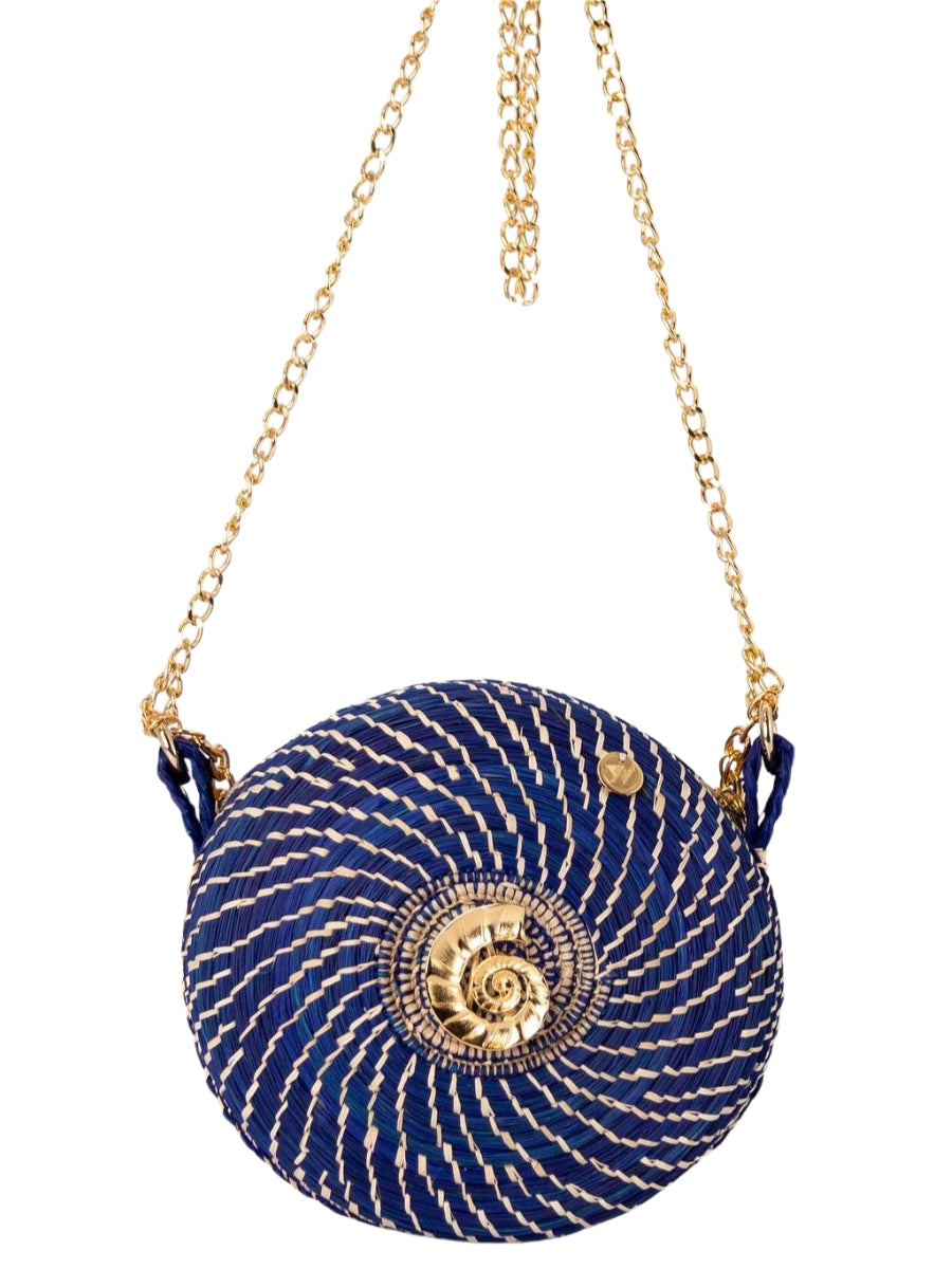 Bloom handmade rattan bag with woven design