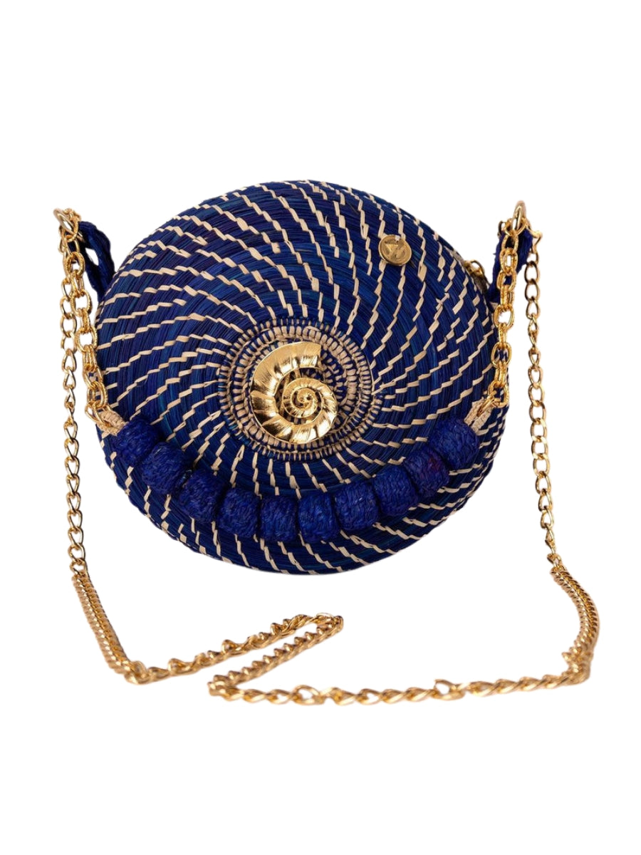 Rattan bag crafted by Colombian artisans