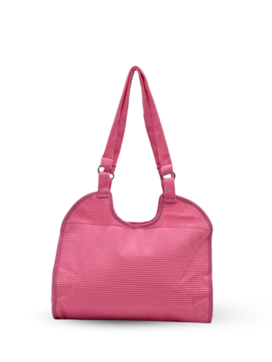 Handmade boho bag crafted by artisan families from Colombia