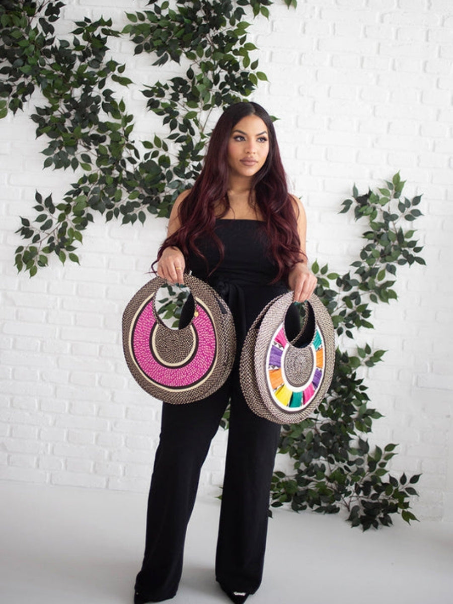 Handwoven palm bag made by Colombian artisan crafts
