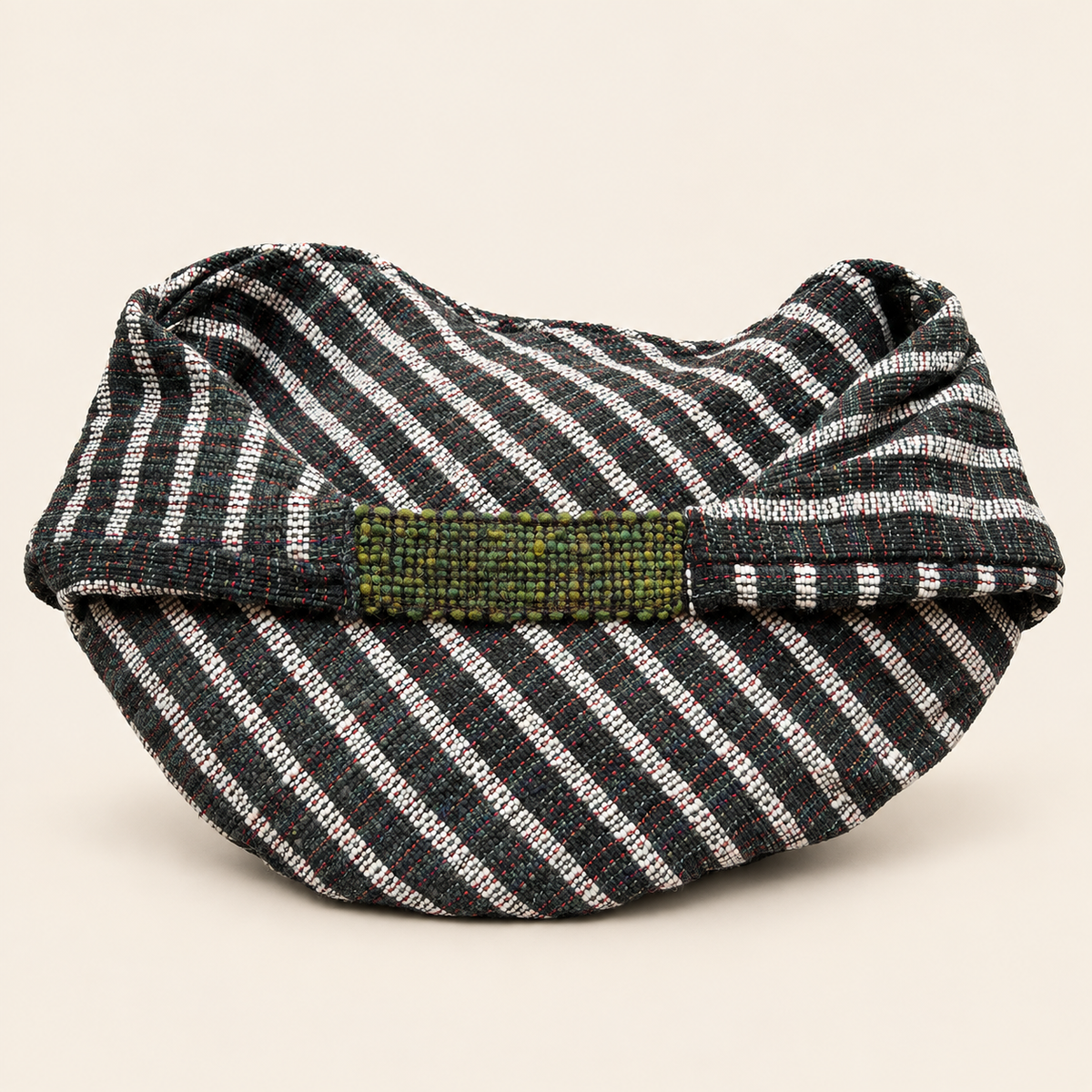 Oliva Noir Boho Bag