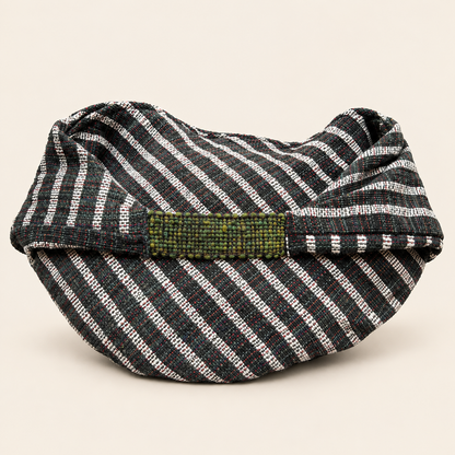 Oliva Noir Boho Bag