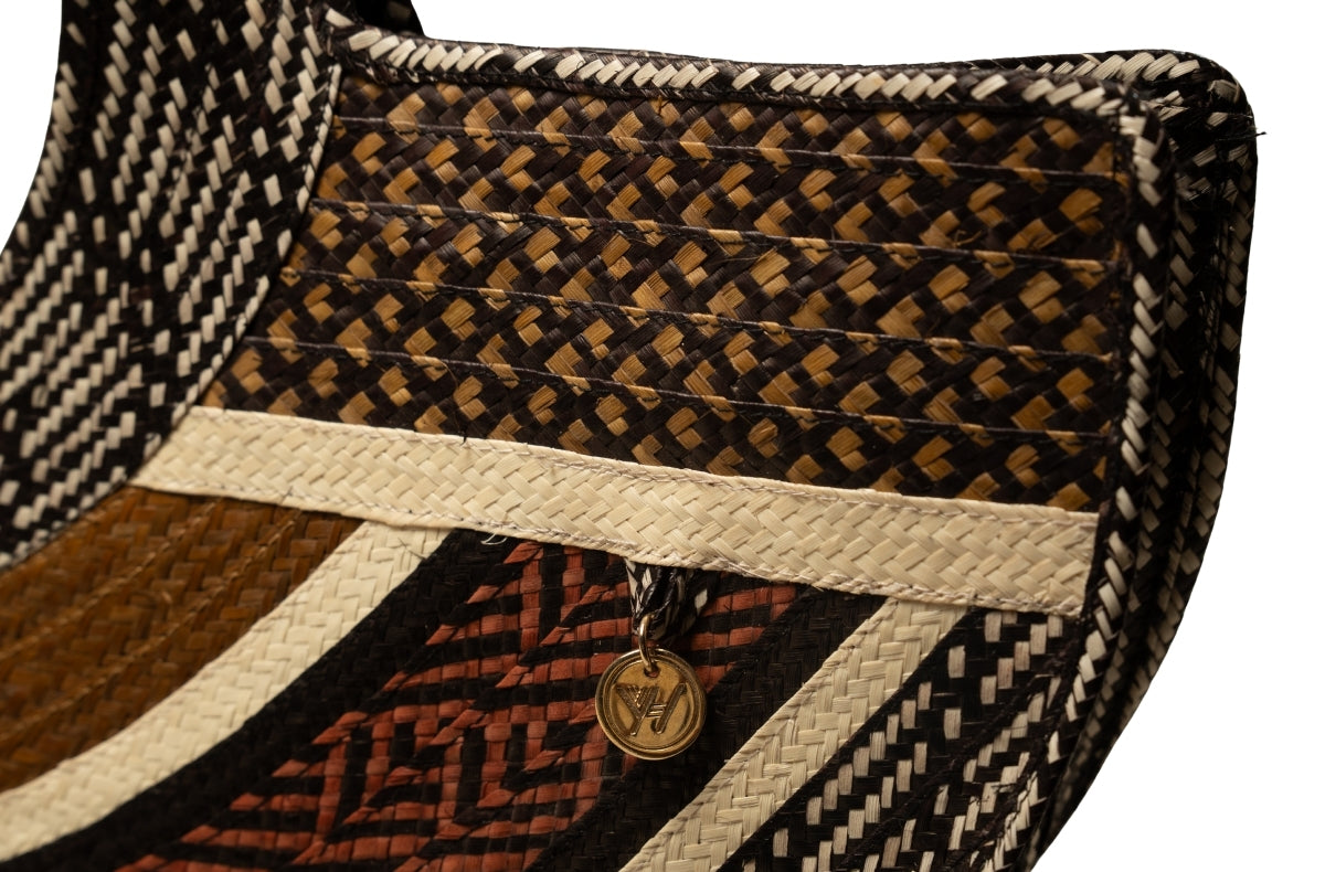 Elegant palm bag with handwoven detailing