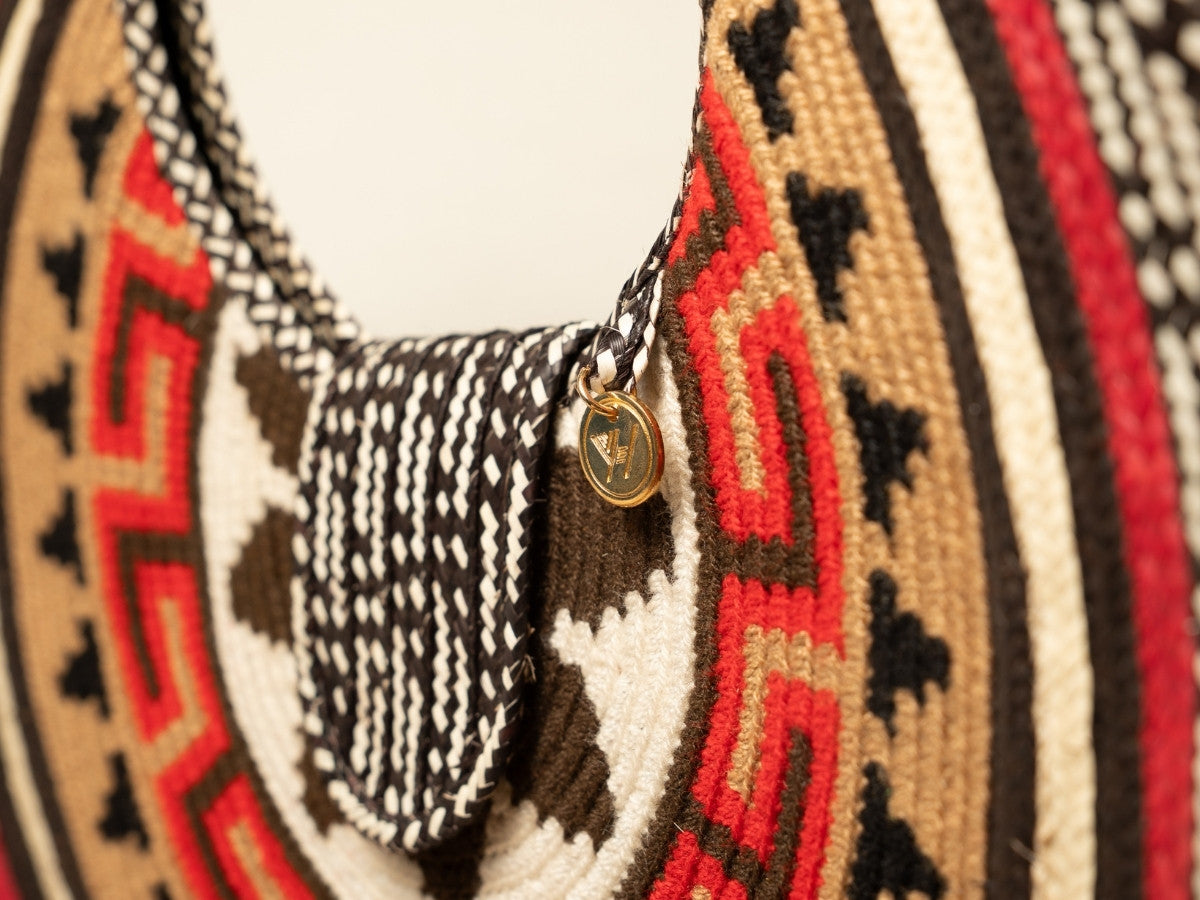 Handwoven bag with authentic Colombian craftsmanship