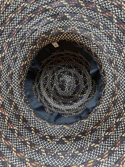 Womens sun hat with breathable woven style