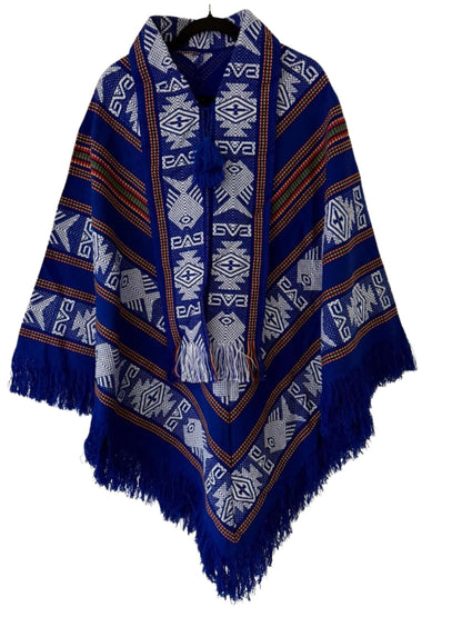 Artisan handmade poncho inspired by Colombian crafts
