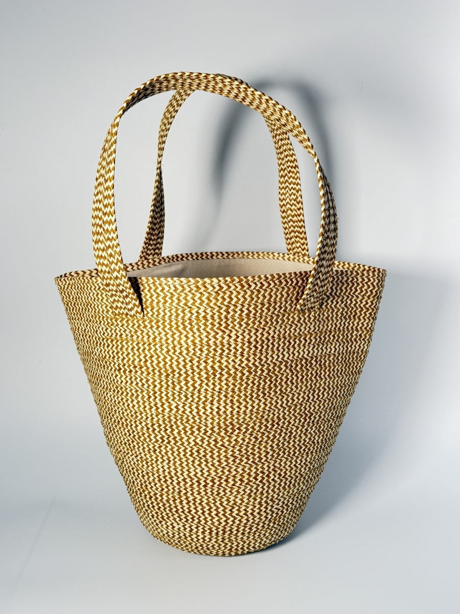 Colombian artisan crafted palm bag